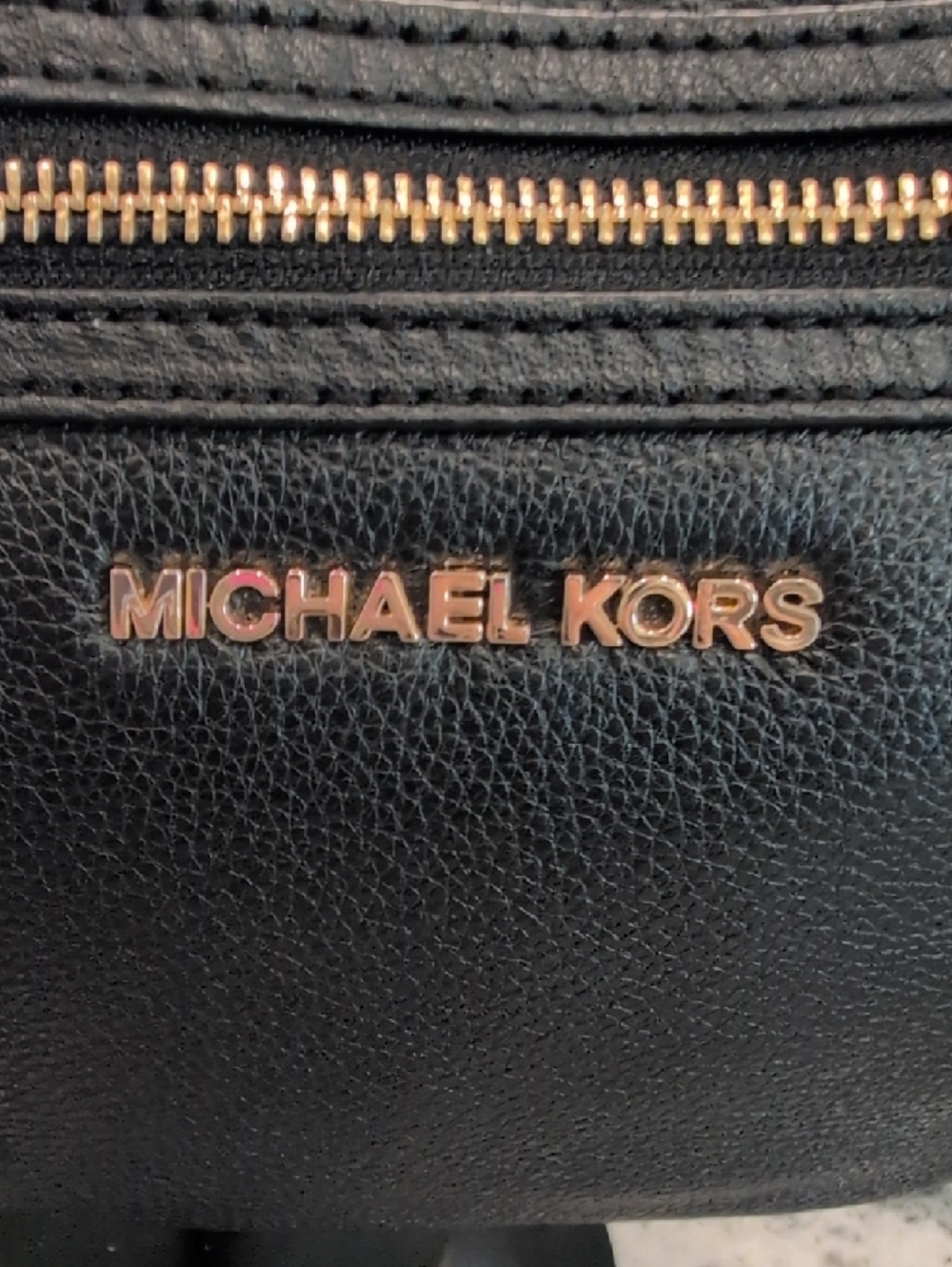 Michael Kors Rhea Black Pebbled Leather Hobo Crossbody w/Wallet - Picture 2 of 10